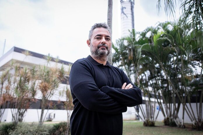 Alexandre Mattos, executivo de futebol do Santos