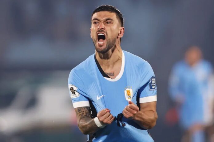 Arrascaeta comemora gol pelo Uruguai