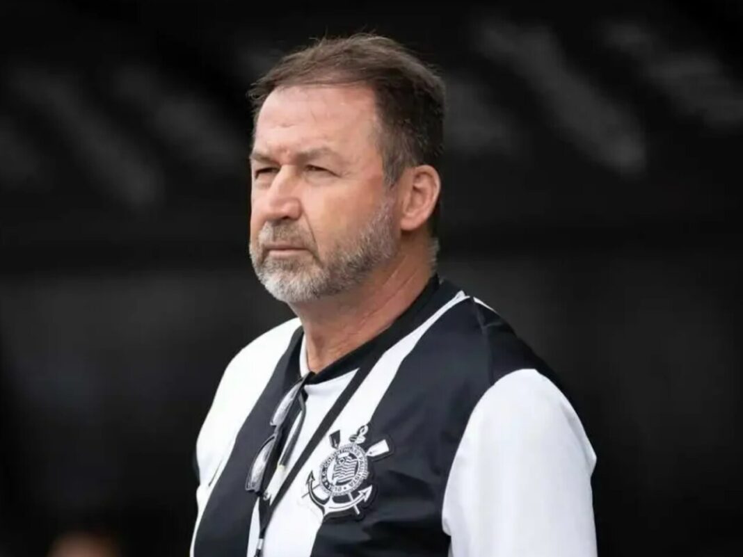 Ídolo do Corinthians é demitido pela diretoria