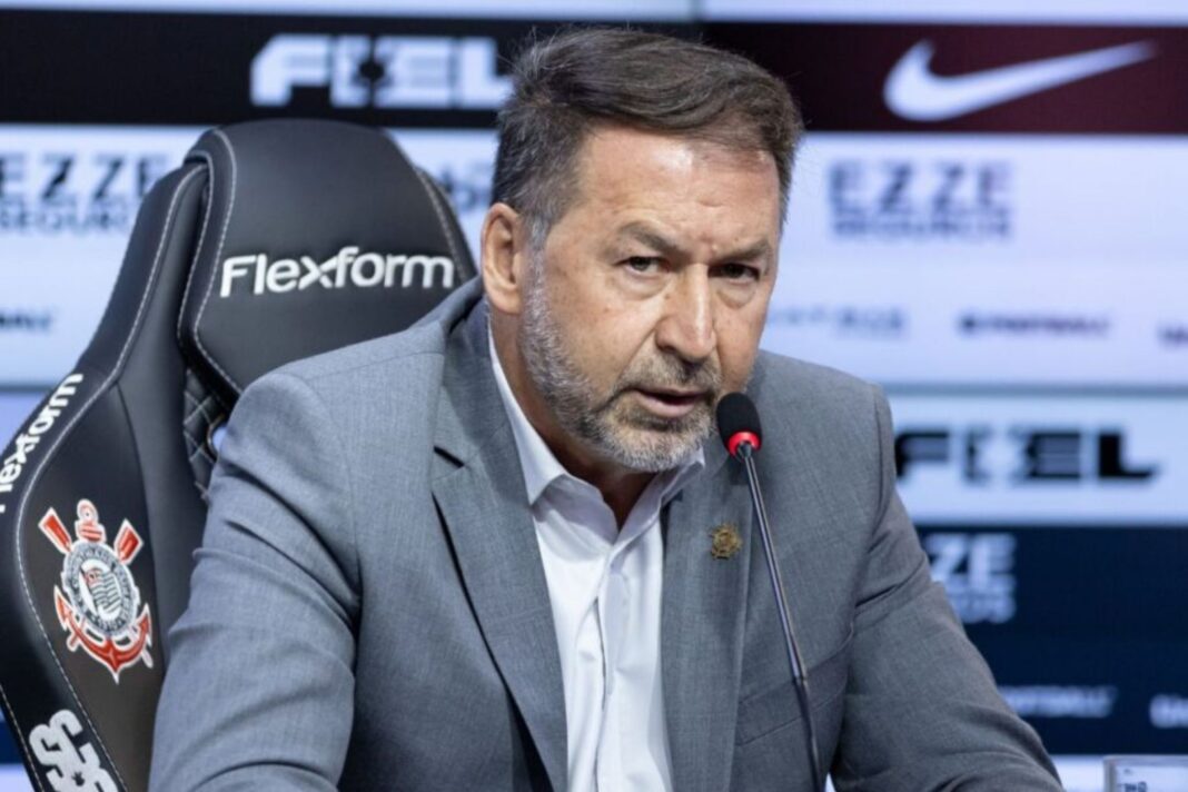 Ele foi demitido por Augusto Melo mas agora vai voltar ao Corinthians