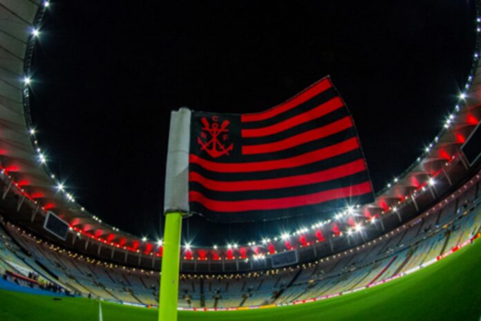 Bandeirinha de escanteio do Flamengo