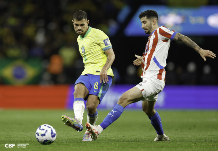 Brasil x Paraguai - Bruno Guimarães (Foto: @rafaelribeirorio I CBF)