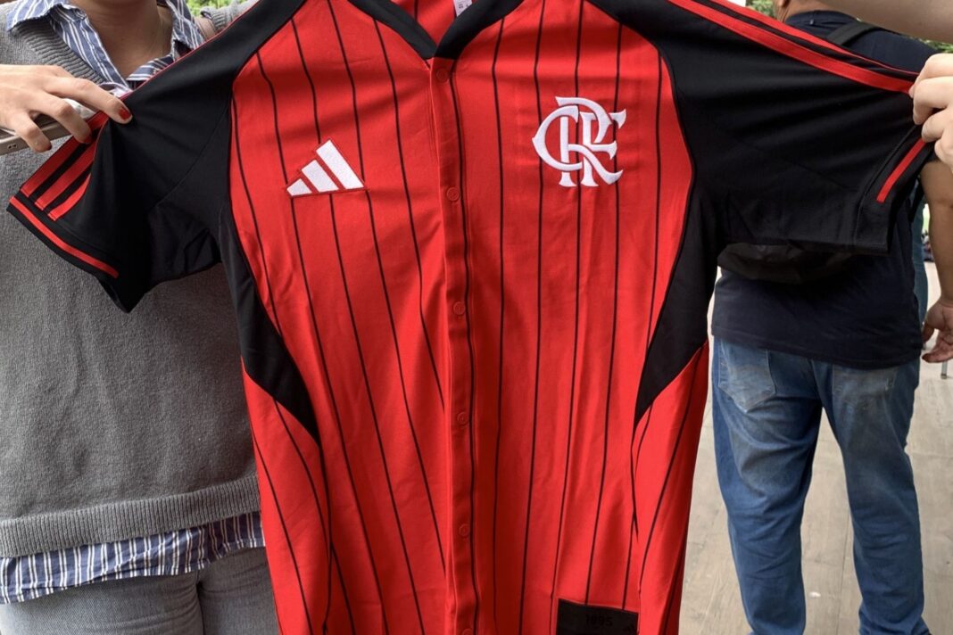 Ex-Flamengo faz crítica ao futebol brasileiro