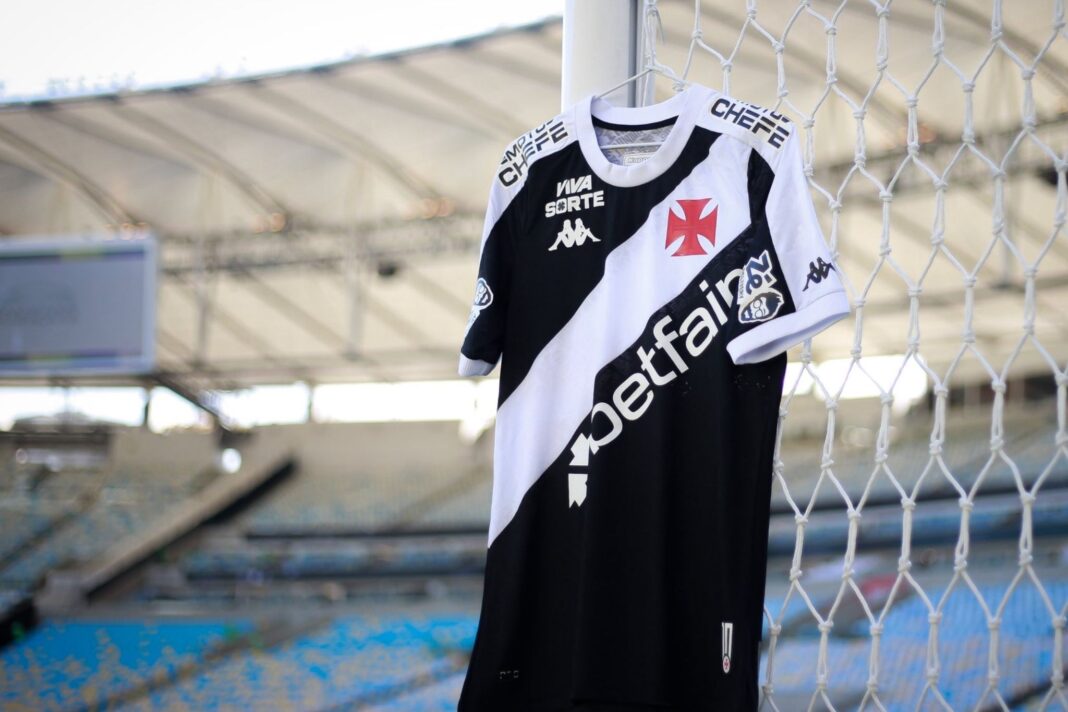 Vasco desistiu da contratação de ex-Fluminense por motivos financeiros