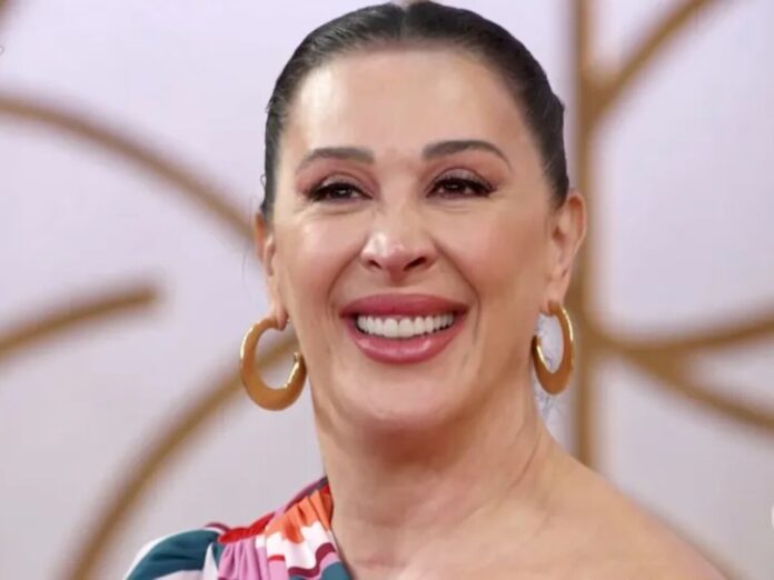 Claudia Raia fala sobre possibilidade de retornar às novelas (Foto: Reprodução/TB Globo)