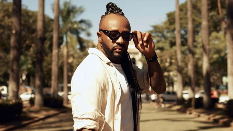 Claudinho, do Negritude Júnior, começa o seu tratamento