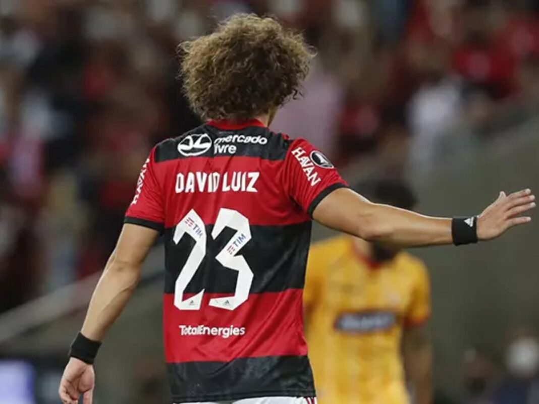 Vídeo: declaração de David Luiz para Pedro viraliza nas redes sociais