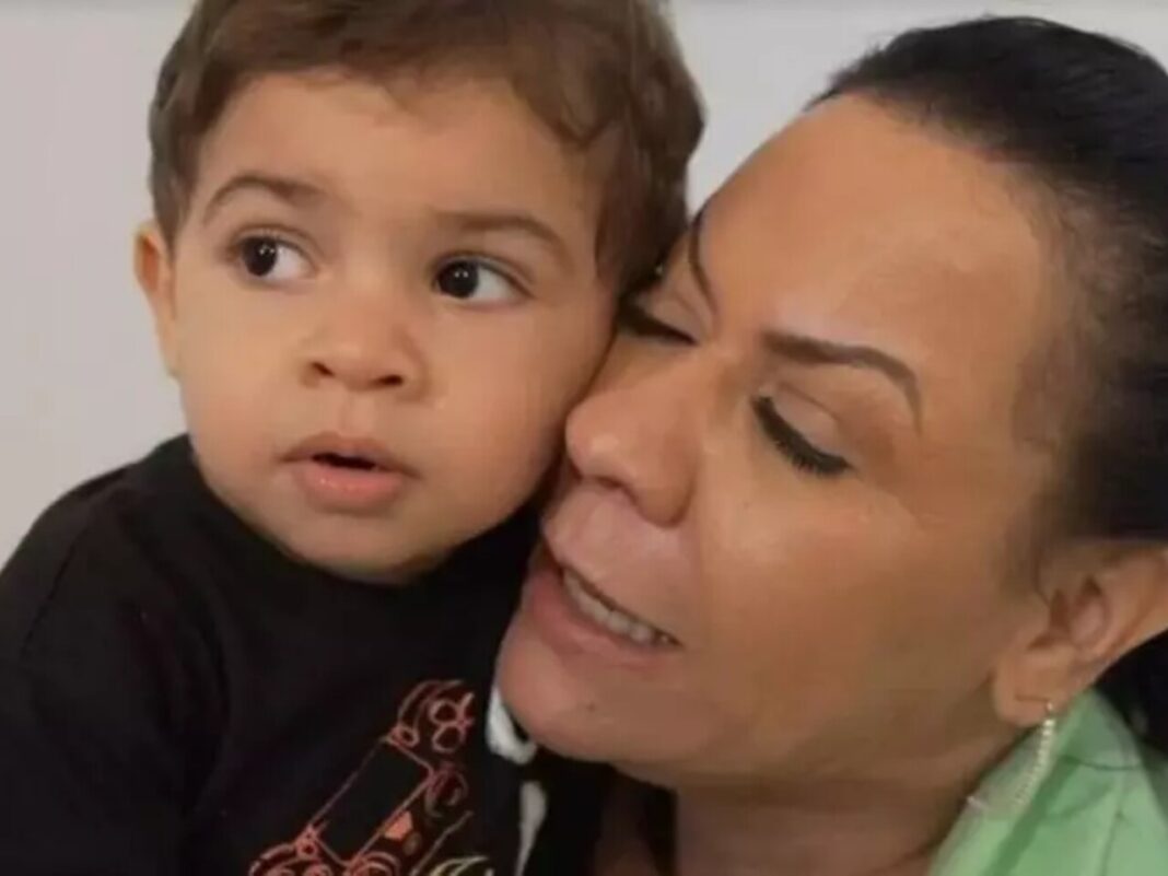 Publicação de Dona Ruth com filho de Marília Mendonça gere repercussão na web