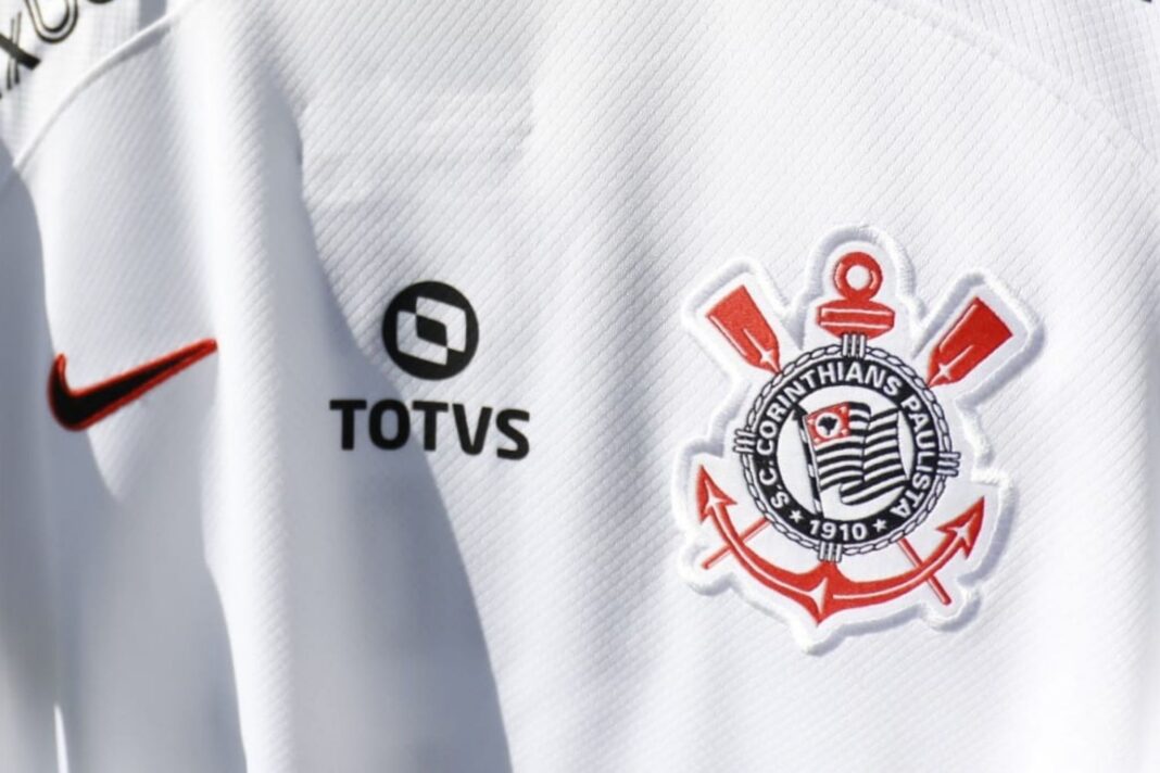 Cria do Corinthians figura em top-3 do futebol mundial