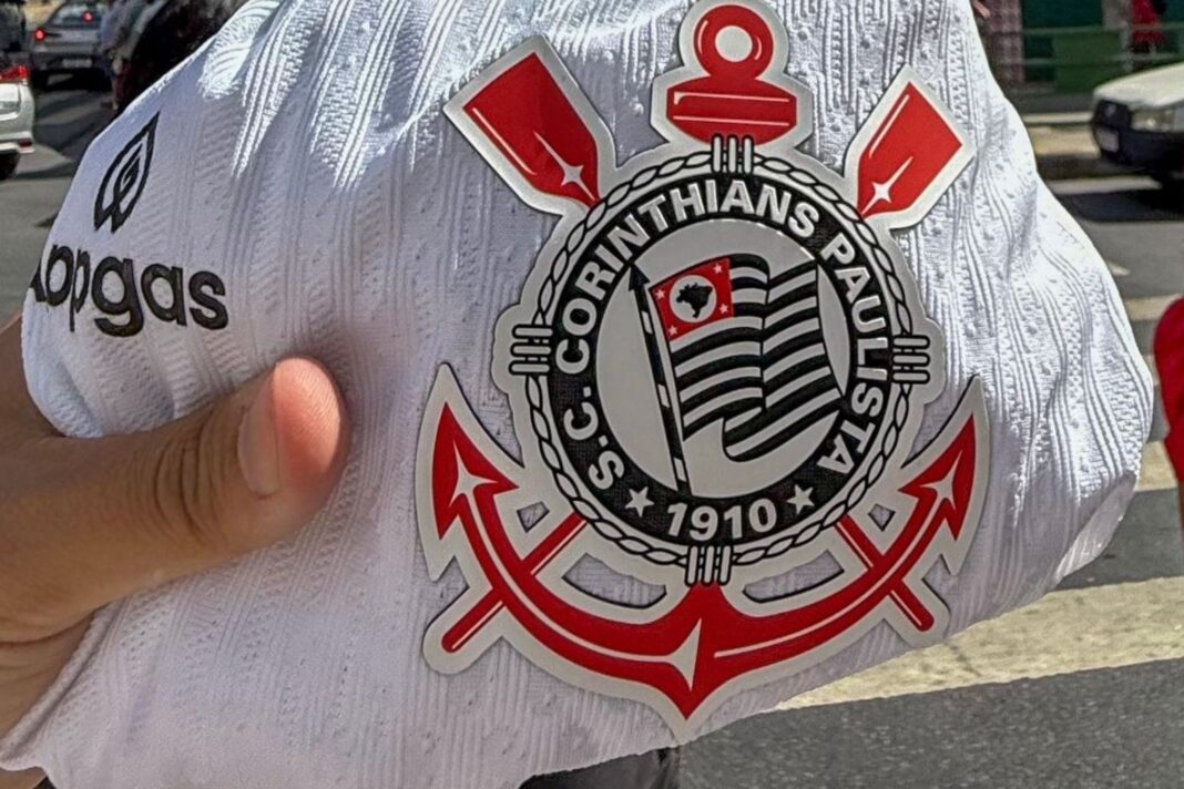 Torcedores do Corinthians são detidos por conta do jogo contra o Ceará