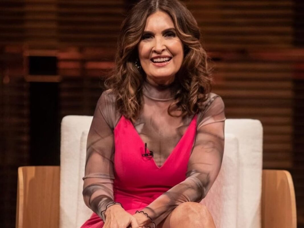 Fátima Bernardes revela relíquia que guarda de seus tempos no Jornal Nacional