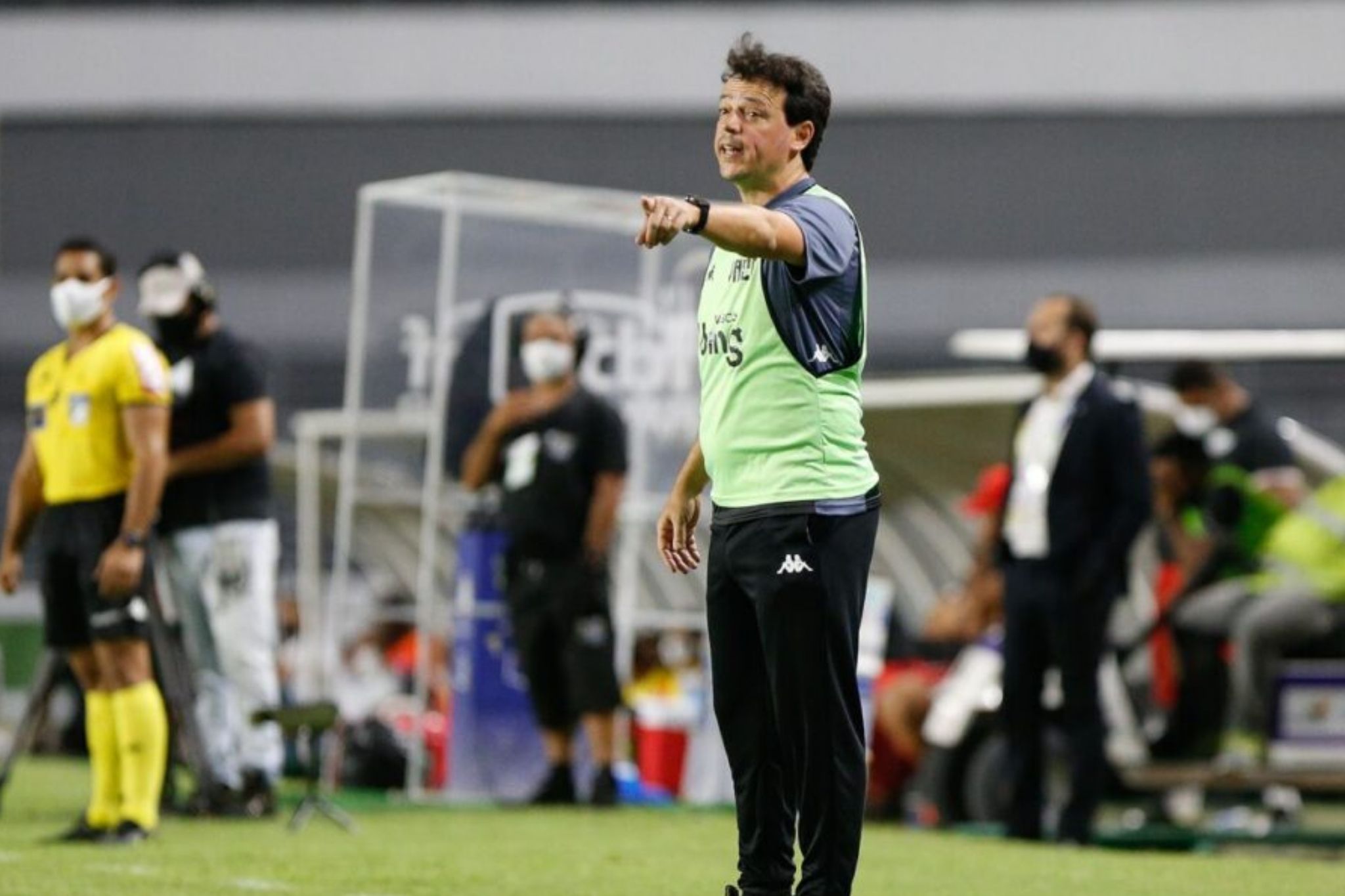 Fernando Diniz no comando técnico do Vasco