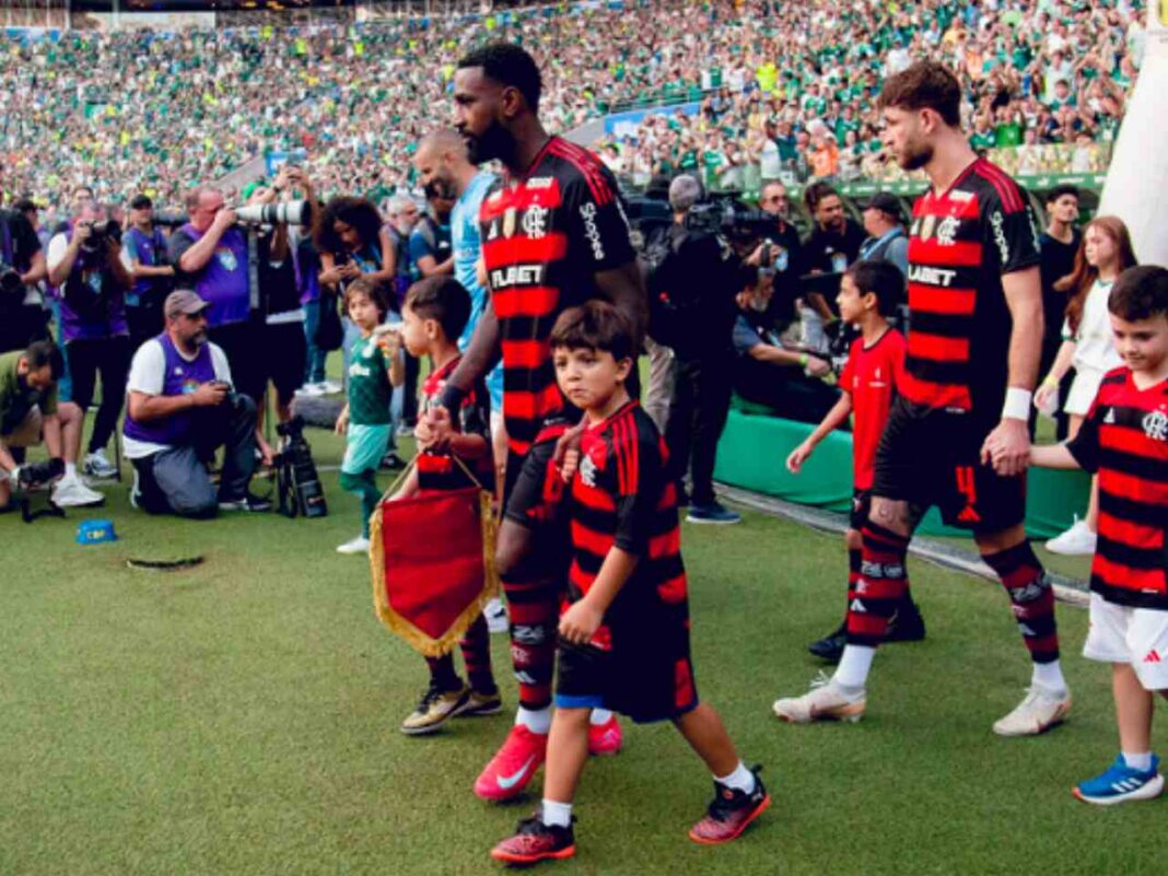 Torcida do Flamengo reage à saída de Gerson do Flamengo