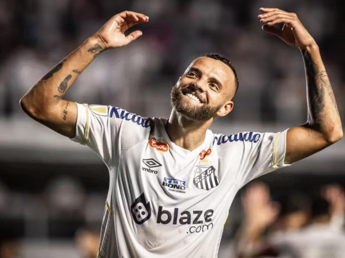 Guilherme em ação pelo Santos (Foto: Raul Barreta/Santos)