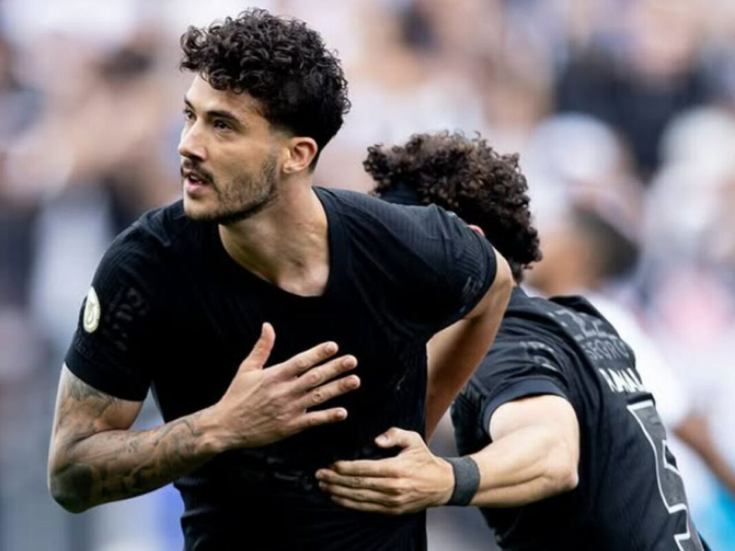 Gustavo Henrique define futuro no Corinthians