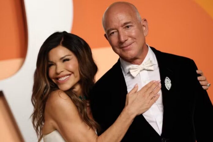 Jeff Bezzos e Lauren Sánchez