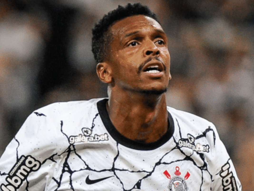 A declaração de Jô, ex-Corinthians, após deixar a prisão