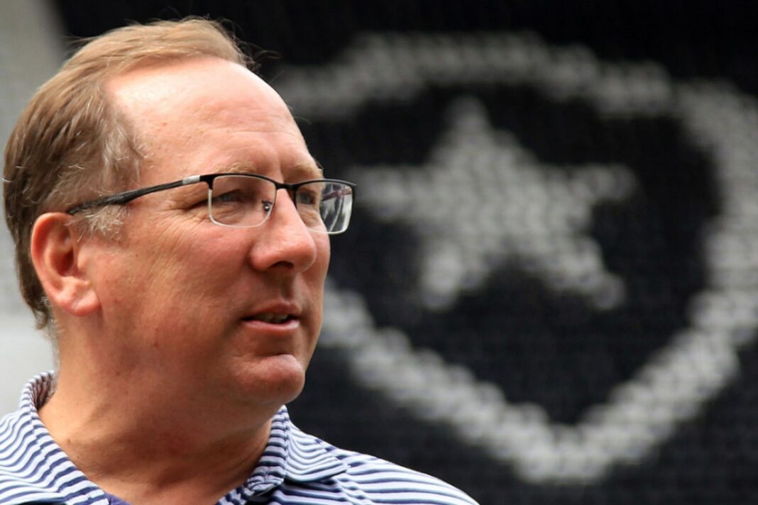 Textor toma atitude importante sobre o novo técnico do Botafogo