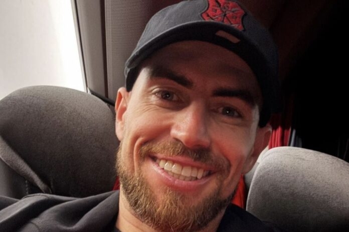 Jorginho com a delegação do Flamengo rumo ao Mundial de Clubes