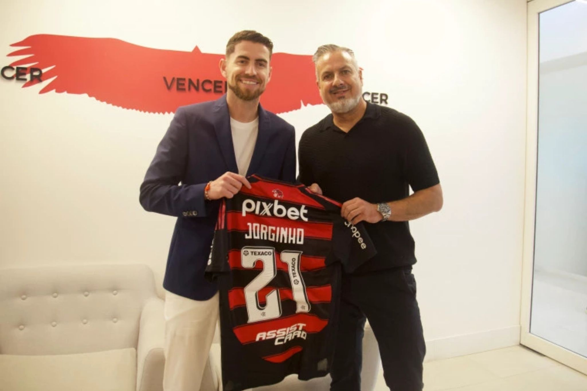 Jorginho durante apresentação no Flamengo
