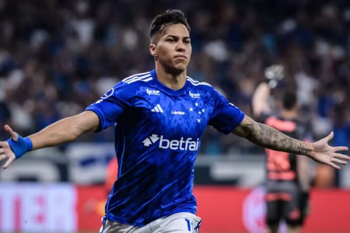 Kaio Jorge em ação pelo Fluminense