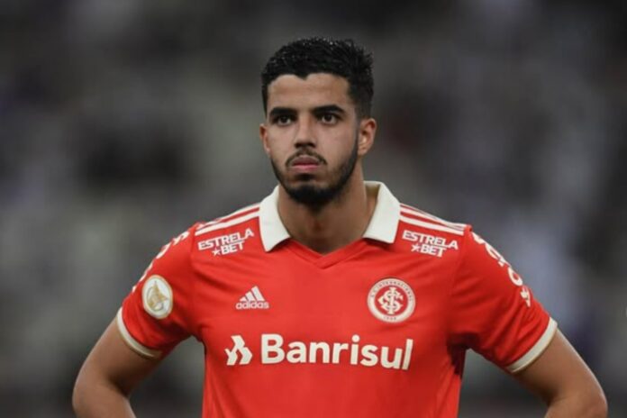 Kaique Rocha, zagueiro do Internacional