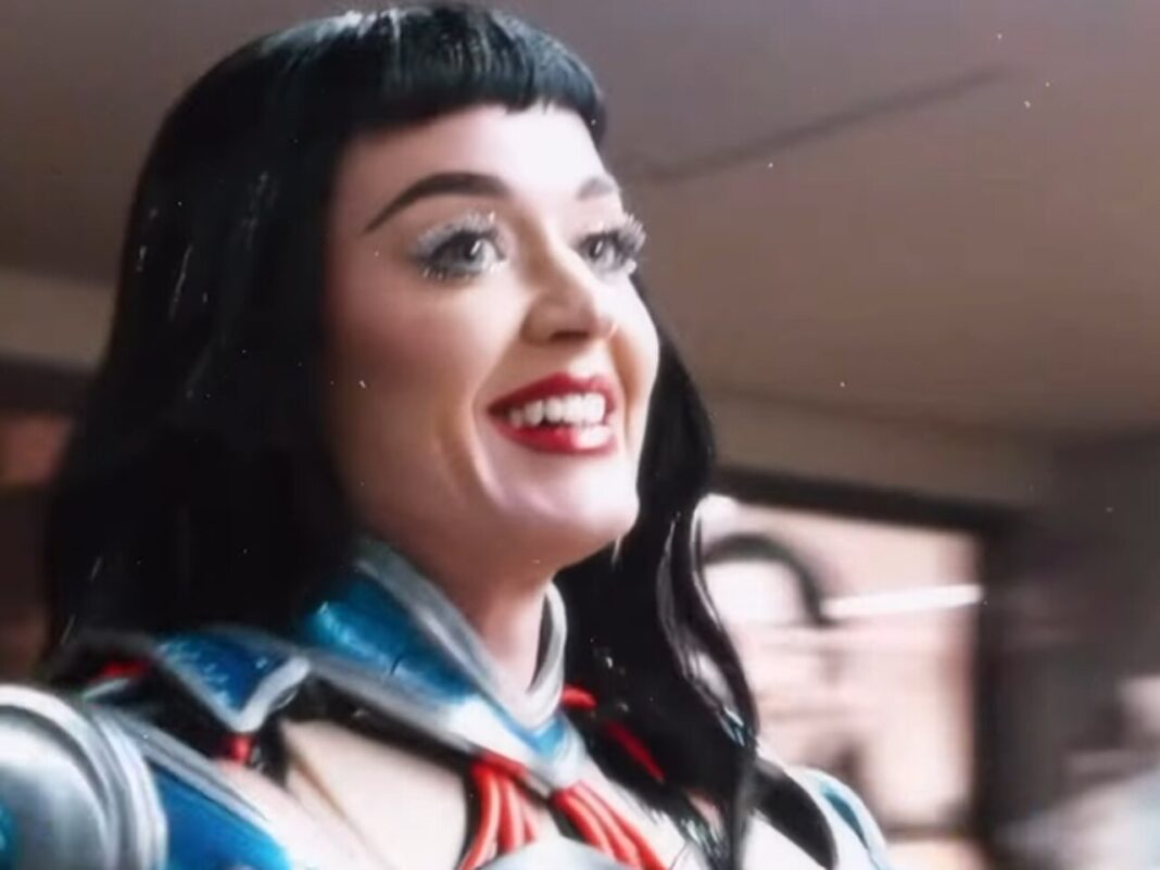 Katy Perry é multada por gravação de clipe