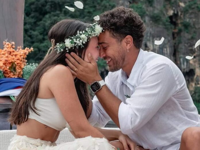 Larissa Manoela e André Luiz renovam os votos (Foto: Instagram)