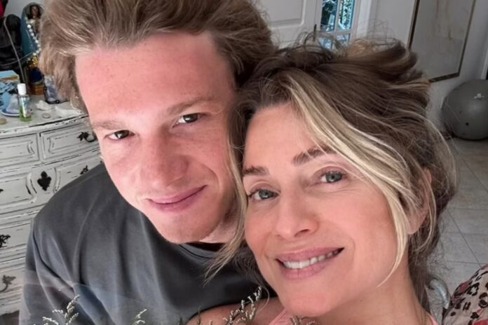 Letícia Spiller e Pedro Novaes