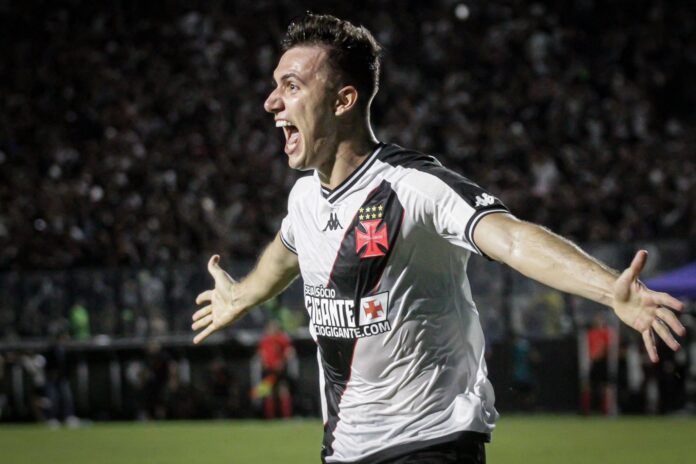 Lucas Piton em ação pelo Vasco