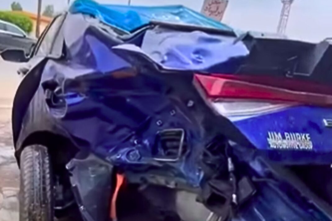 Martelinho de ouro recupera carro completamente destruído e vídeo bate 13 milhões de visualizações