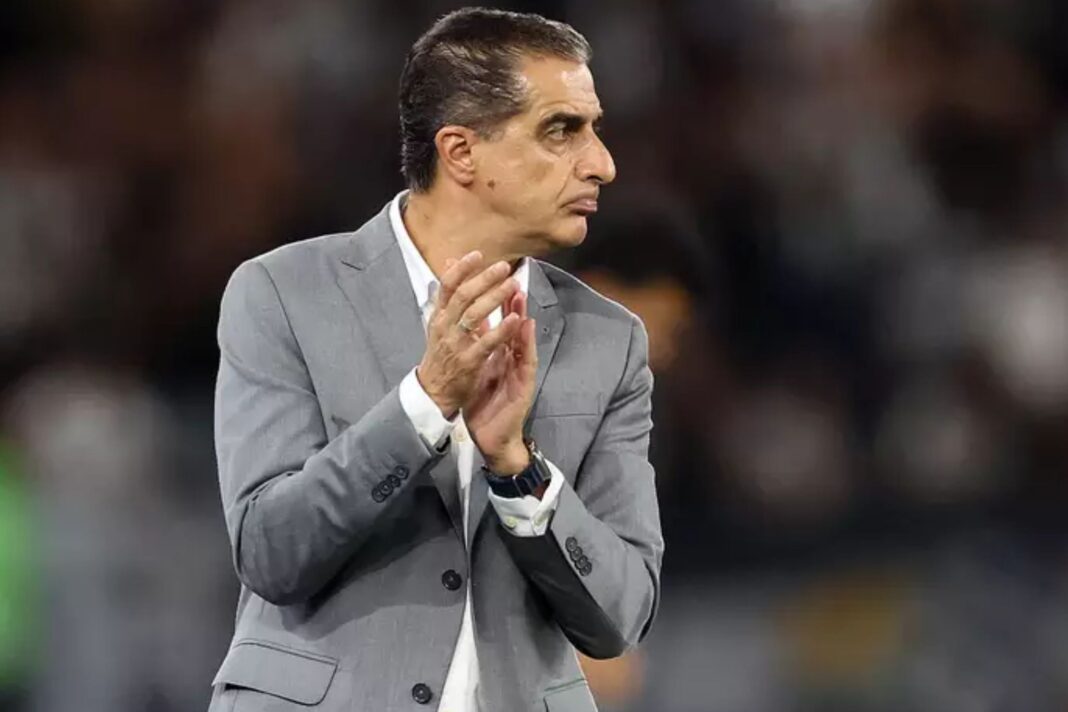 A declaração de Renato Paiva, do Botafogo, direcionada ao PSG