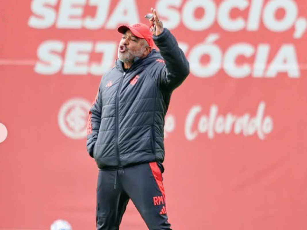 Os próximos passos do Inter sob o comando de Roger Machado após queda na Libertadores