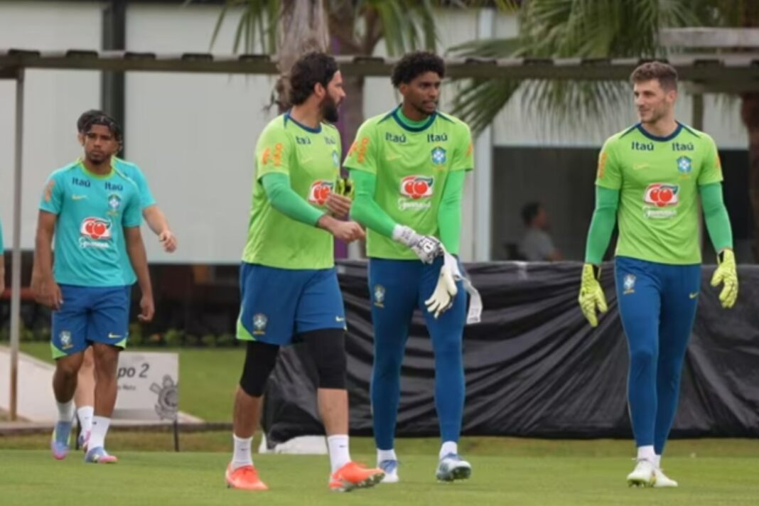 Vini Jr, Alisson, Casemiro, Marquinhos, Bruno Guimarães, Raphinha, Gerson, Matheus Cunha, Alex Sandro, Vanderson, Alexsandro Ribeiro: a escalação do Brasil escolhida por Ancelotti para enfrentar o Paraguai