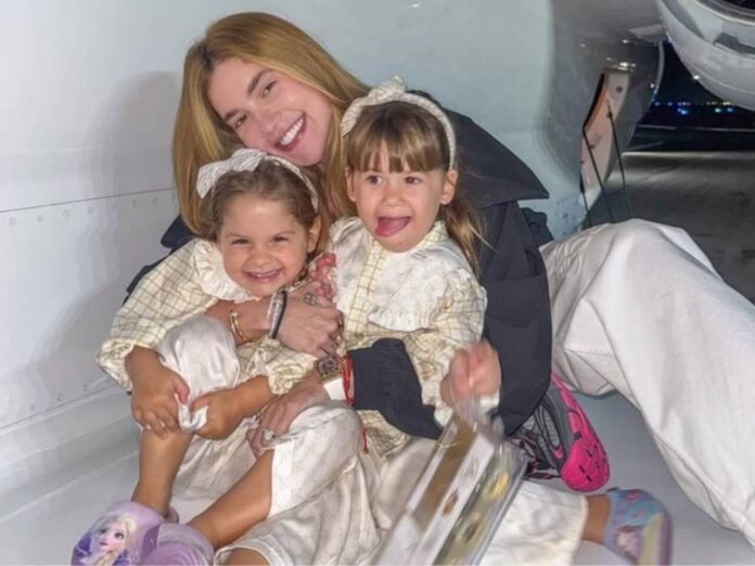 Virgínia compartilha reencontro com as filhas em chegada ao Brasil (Foto: Reprodução/Instagram)