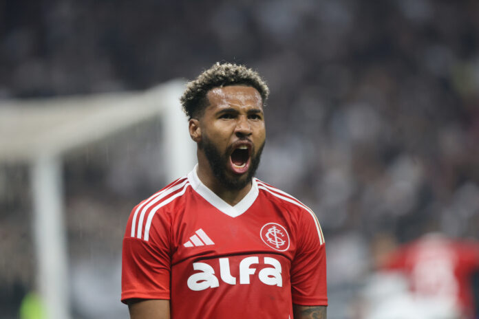 Wesley no Internacional (Foto: Ricardo Duarte / Internacional)