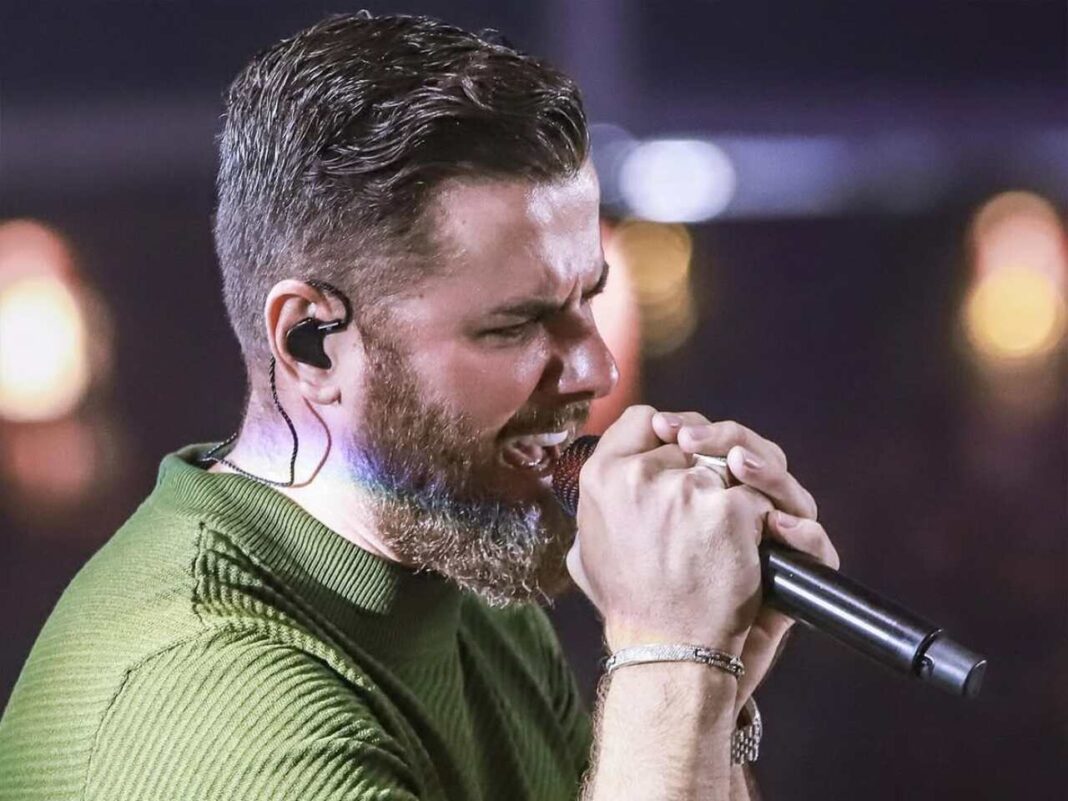 Zé Neto, da dupla com Cristiano, passa por tratamento