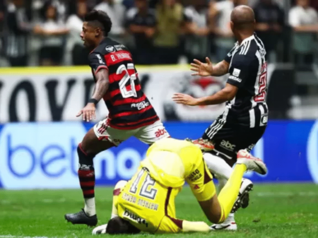 Retrospecto entre Flamengo x Atletico-MG no Campeonato Brasileiro