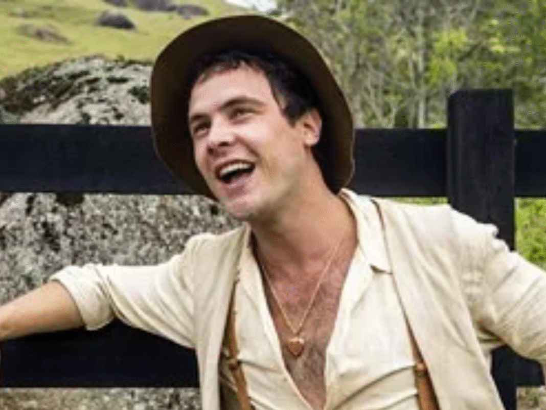 Êta Mundo Melhor!: Candinho vira alvo de protesto após sabotagem