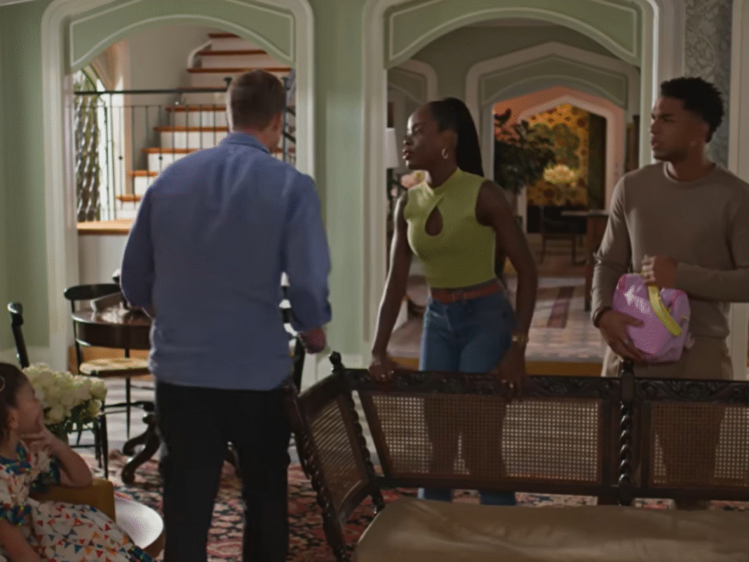 Climão! Em Dona de Mim, Leo é motivo de briga entre os irmãos Davi e Samuel