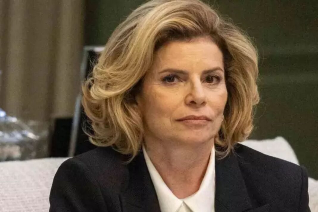 Odete se choca com fotos de Leonardo em Vale Tudo