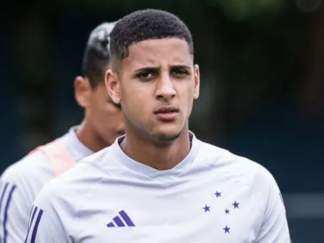 Cruzeiro toma decisão importante sobre Fernando, afirma portal