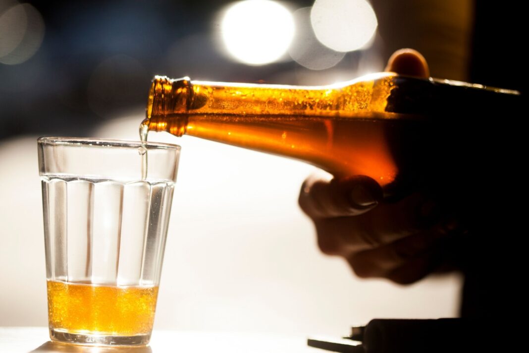 Cerveja queridinha dos brasileiros vai ficar mais cara