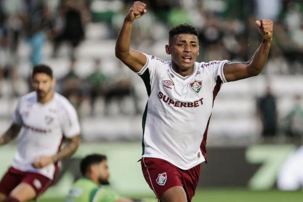 Hércules, volante do Fluminense
