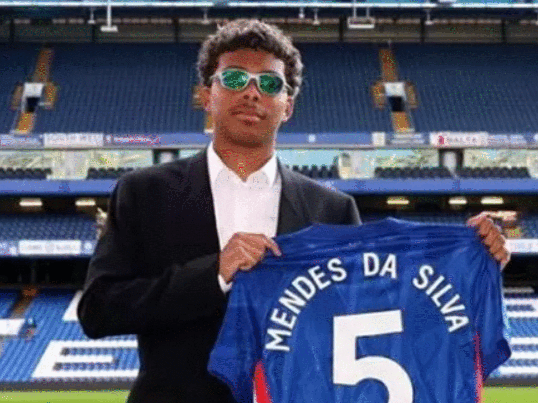 Filho de Thiago Silva assina contrato com time da Europa