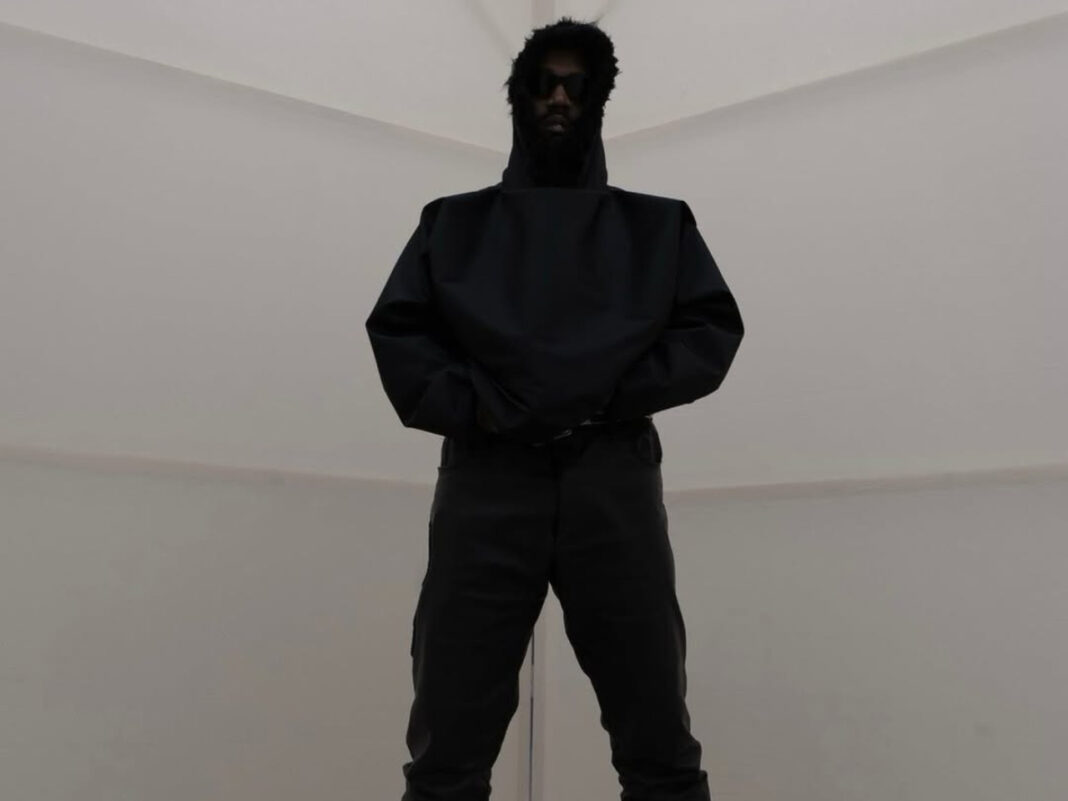 Saiba mais sobre a passagem de Kanye West pelo Brasil