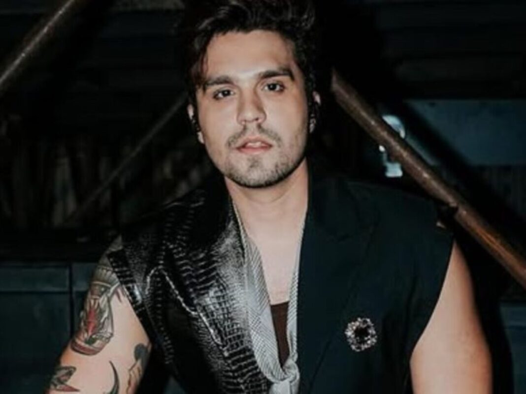 Luan Santana ‘confirma’ rumores de fãs durante show: ‘Os sinais estão ai…’