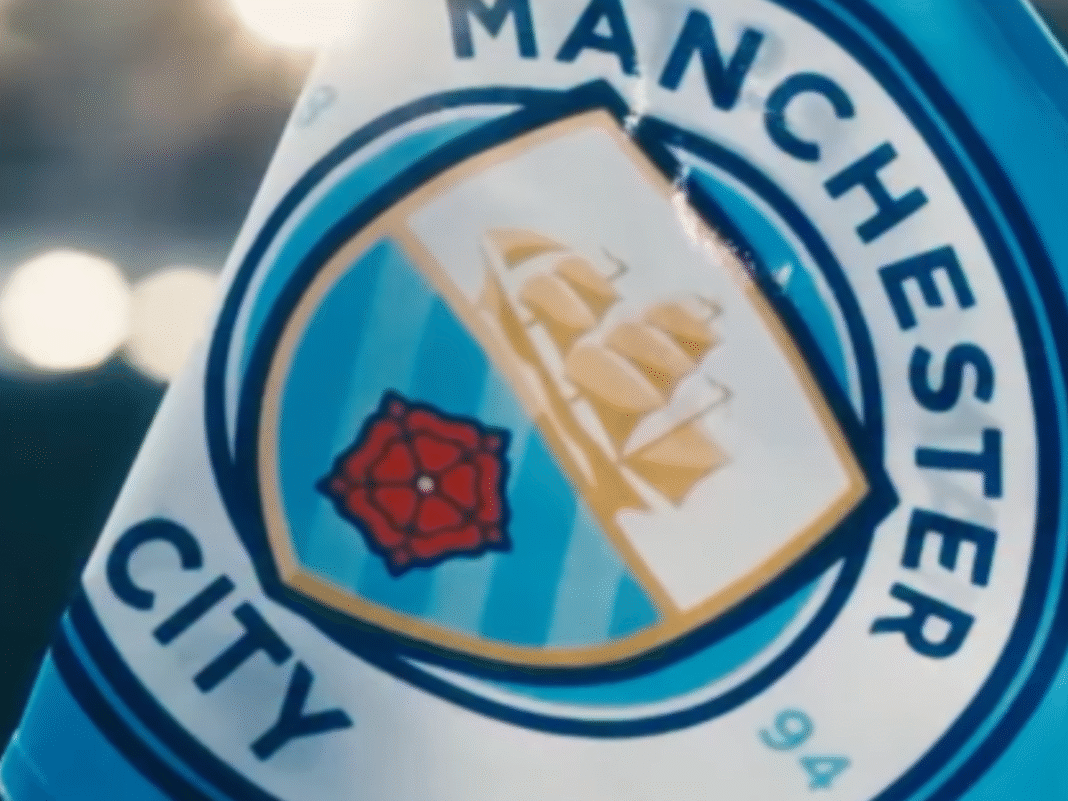 Muito luxo! Ônibus do Manchester City viraliza nas redes sociais
