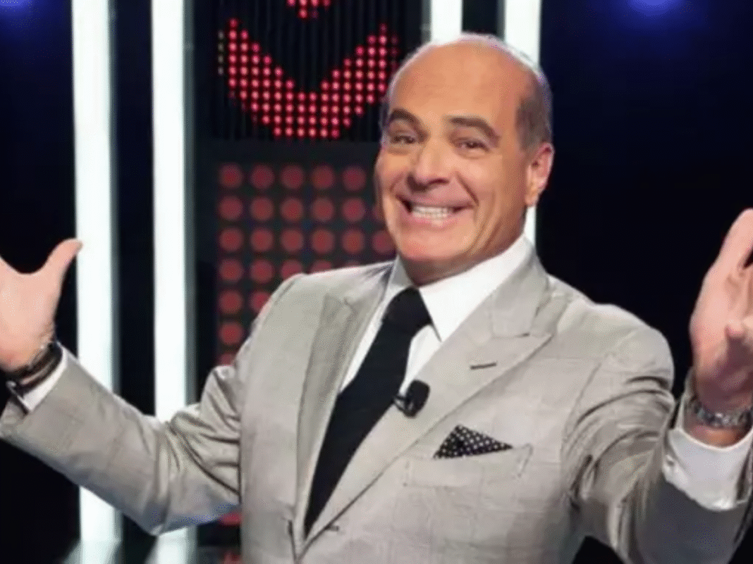 Marcelo de Carvalho, da RedeTV, é acusado de racismo por publicação nas redes sociais