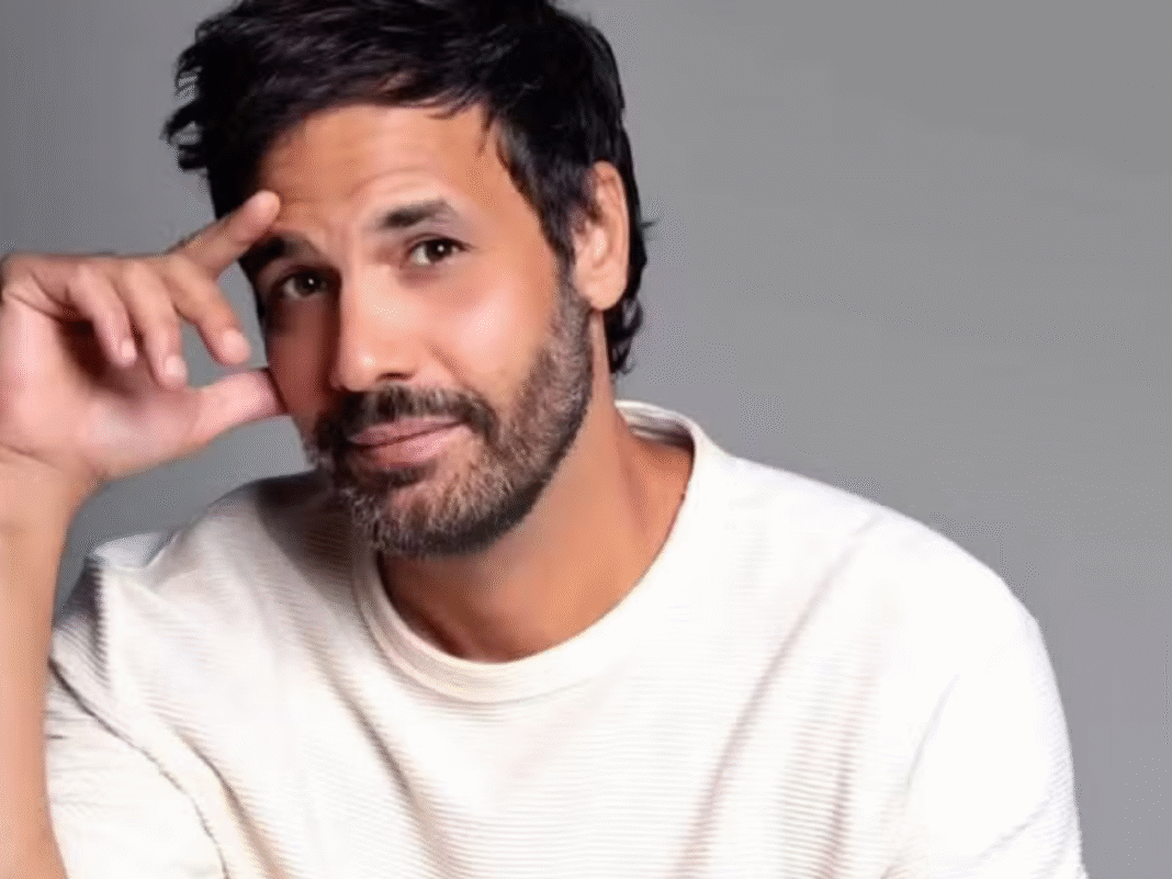 Boletim médico atualiza estado de saúde do ator Mauricio Silveira